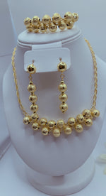Load image into Gallery viewer, Bold Brazilian Necklace Set