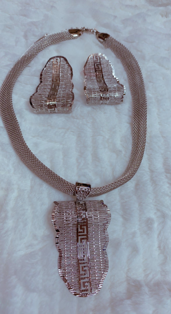 SILVER / WHITE GOLD SET NECKLACE