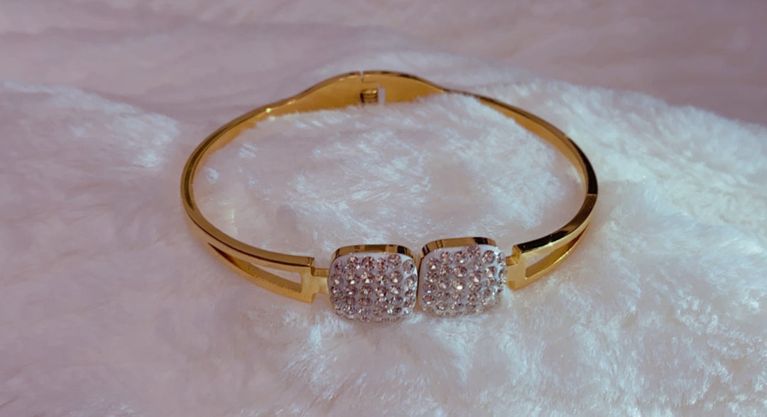 Women’s 18k Brazilian Gold Luxury Bracelet
